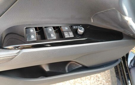Toyota Camry, 2018 год, 2 597 000 рублей, 14 фотография