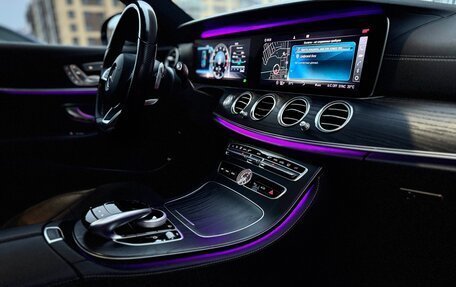 Mercedes-Benz E-Класс, 2017 год, 3 399 000 рублей, 29 фотография