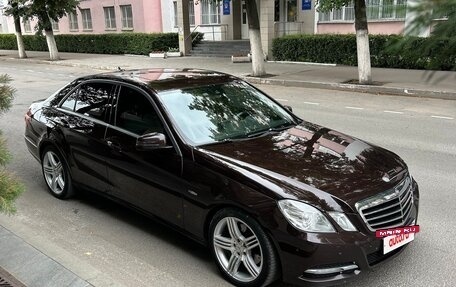 Mercedes-Benz E-Класс, 2009 год, 1 400 000 рублей, 4 фотография