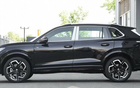 Volkswagen Tiguan, 2025 год, 4 240 000 рублей, 5 фотография