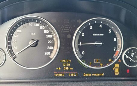 BMW 5 серия, 2010 год, 1 590 000 рублей, 13 фотография