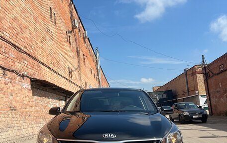 KIA Rio IV, 2017 год, 1 100 000 рублей, 2 фотография