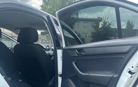 Skoda Rapid I, 2015 год, 976 000 рублей, 14 фотография