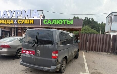 Volkswagen Caravelle T5, 2013 год, 1 725 000 рублей, 3 фотография