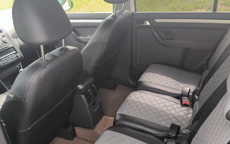 Volkswagen Touran III, 2013 год, 1 000 000 рублей, 8 фотография