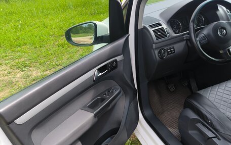 Volkswagen Touran III, 2013 год, 1 000 000 рублей, 10 фотография