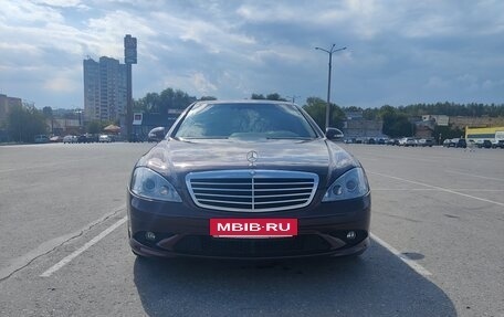 Mercedes-Benz S-Класс, 2006 год, 880 000 рублей, 2 фотография
