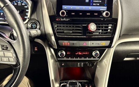 Mitsubishi Eclipse Cross, 2022 год, 3 250 000 рублей, 8 фотография