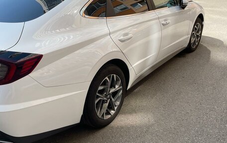 Hyundai Sonata VIII, 2020 год, 1 930 000 рублей, 10 фотография