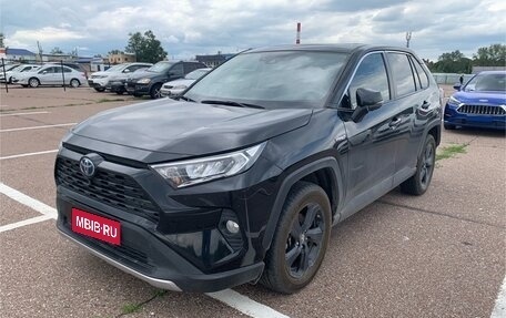Toyota RAV4, 2022 год, 3 680 000 рублей, 1 фотография