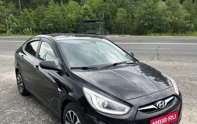 Hyundai Solaris II рестайлинг, 2013 год, 690 000 рублей, 1 фотография