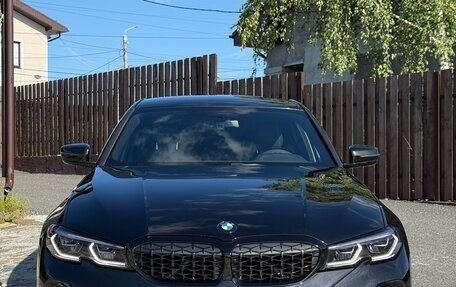 BMW 3 серия, 2019 год, 4 200 000 рублей, 1 фотография