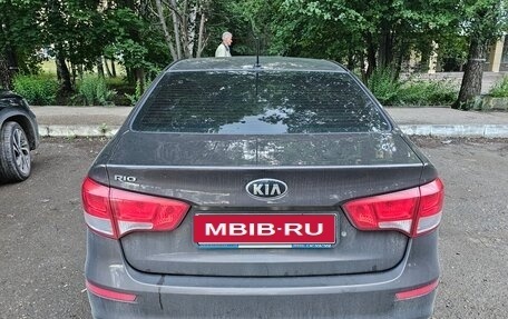 KIA Rio III рестайлинг, 2015 год, 1 050 000 рублей, 1 фотография
