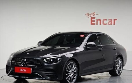 Mercedes-Benz E-Класс, 2021 год, 4 790 035 рублей, 1 фотография