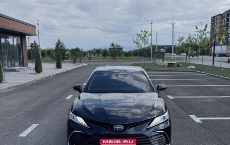 Toyota Camry, 2020 год, 3 270 000 рублей, 1 фотография