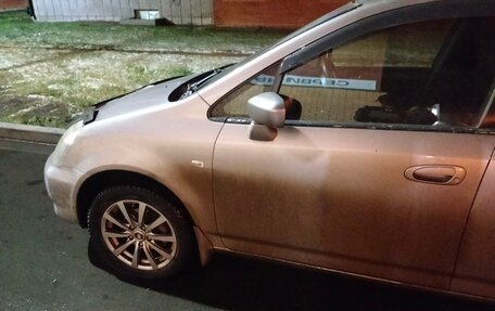 Honda Stream I рестайлинг, 2003 год, 450 000 рублей, 15 фотография