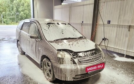 Honda Stream I рестайлинг, 2003 год, 450 000 рублей, 4 фотография