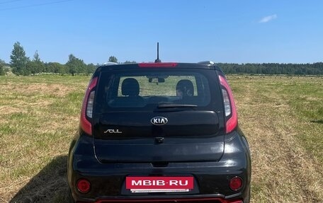 KIA Soul II рестайлинг, 2018 год, 1 775 000 рублей, 3 фотография