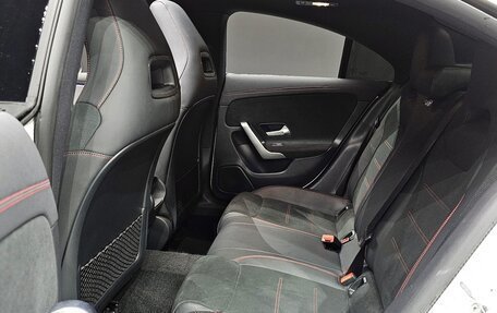 Mercedes-Benz CLA, 2021 год, 3 450 045 рублей, 11 фотография