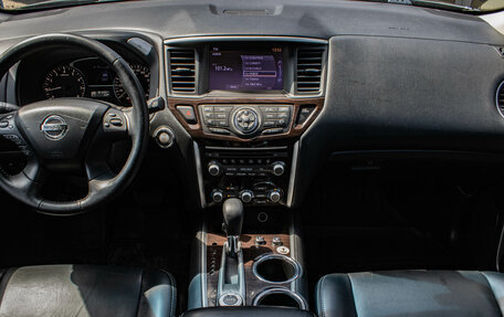 Nissan Pathfinder, 2014 год, 1 579 000 рублей, 5 фотография
