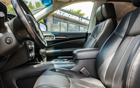 Nissan Pathfinder, 2014 год, 1 579 000 рублей, 24 фотография
