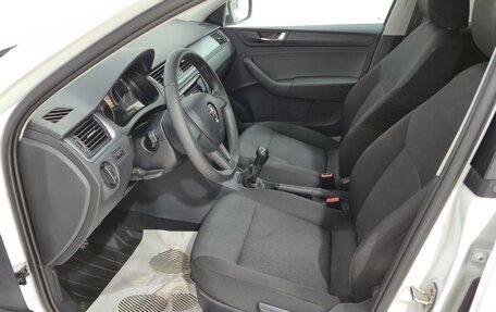 Skoda Rapid I, 2019 год, 1 355 000 рублей, 10 фотография