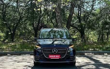 Mercedes-Benz V-Класс, 2025 год, 19 490 000 рублей, 2 фотография