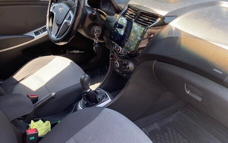 Hyundai Solaris II рестайлинг, 2011 год, 707 000 рублей, 9 фотография