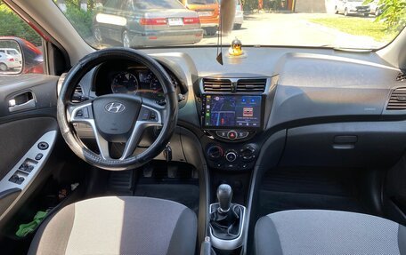 Hyundai Solaris II рестайлинг, 2011 год, 707 000 рублей, 8 фотография