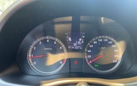 Hyundai Solaris II рестайлинг, 2011 год, 707 000 рублей, 12 фотография