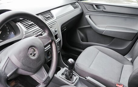 Skoda Rapid I, 2015 год, 690 000 рублей, 24 фотография