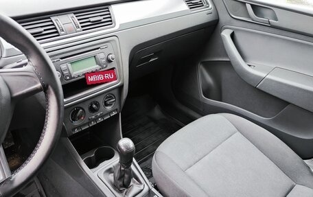 Skoda Rapid I, 2015 год, 690 000 рублей, 25 фотография