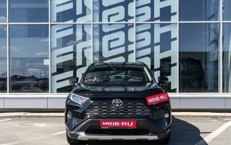 Toyota RAV4, 2021 год, 3 424 000 рублей, 3 фотография