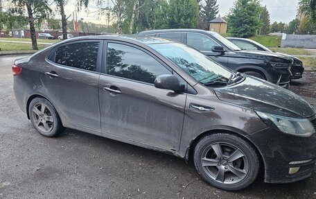 KIA Rio III рестайлинг, 2015 год, 1 050 000 рублей, 2 фотография