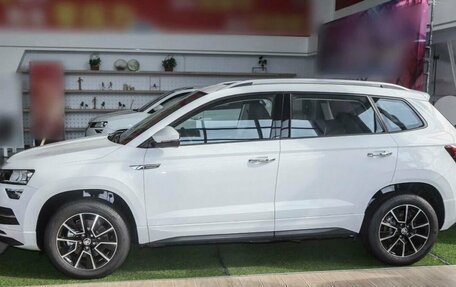 Skoda Karoq I, 2025 год, 2 320 000 рублей, 4 фотография
