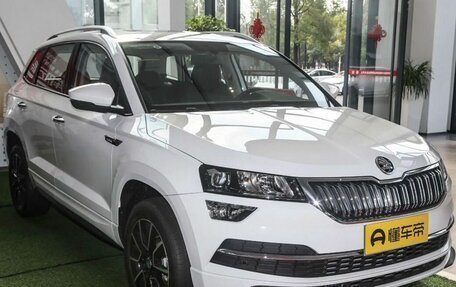 Skoda Karoq I, 2025 год, 2 320 000 рублей, 3 фотография