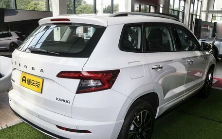Skoda Karoq I, 2025 год, 2 320 000 рублей, 8 фотография