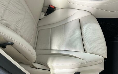 Mercedes-Benz GLC, 2018 год, 2 995 000 рублей, 19 фотография