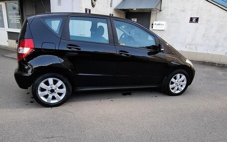 Mercedes-Benz A-Класс, 2012 год, 980 000 рублей, 3 фотография