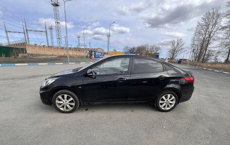 Hyundai Solaris II рестайлинг, 2012 год, 715 000 рублей, 2 фотография