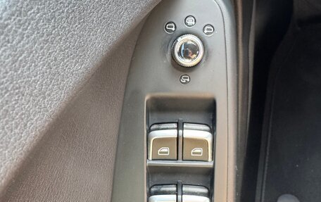 Audi A4, 2015 год, 1 900 000 рублей, 9 фотография