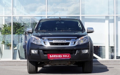 Isuzu D-Max II, 2016 год, 2 430 000 рублей, 2 фотография