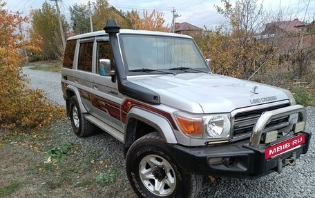Toyota Land Cruiser 70, 2013 год, 5 100 000 рублей, 8 фотография
