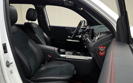 Mercedes-Benz GLB, 2021 год, 3 240 045 рублей, 11 фотография