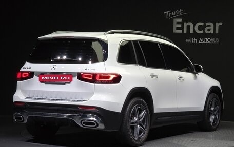 Mercedes-Benz GLB, 2021 год, 3 240 045 рублей, 3 фотография
