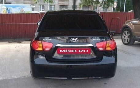 Hyundai Elantra V, 2010 год, 520 000 рублей, 4 фотография