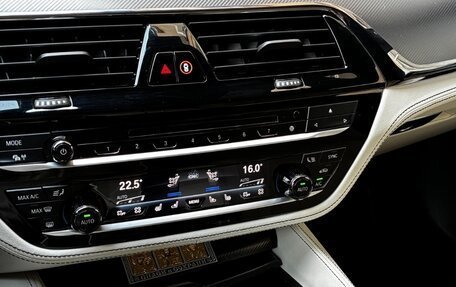 BMW M5, 2018 год, 10 600 000 рублей, 9 фотография