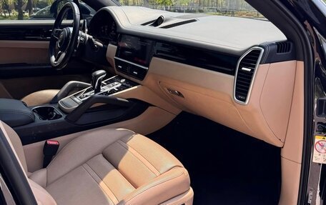 Porsche Cayenne III, 2022 год, 8 930 000 рублей, 6 фотография
