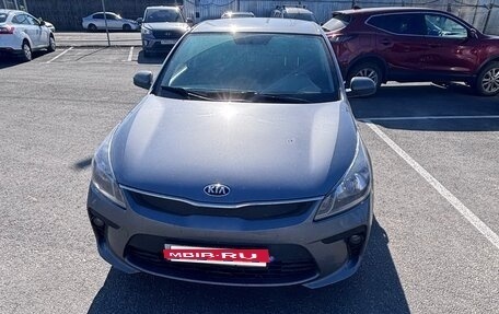 KIA Rio IV, 2018 год, 1 100 000 рублей, 3 фотография