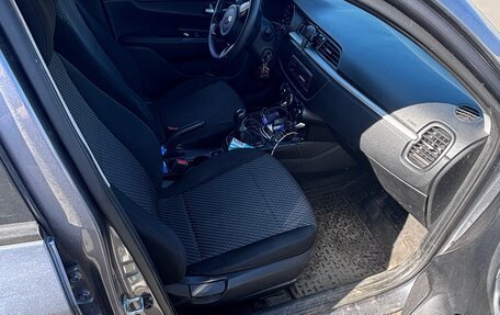 KIA Rio IV, 2018 год, 1 100 000 рублей, 7 фотография